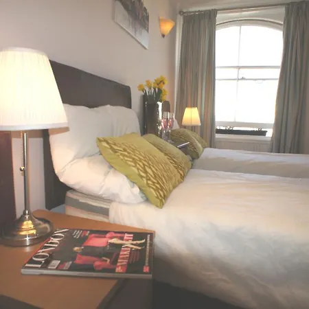 Brompton House Apartment